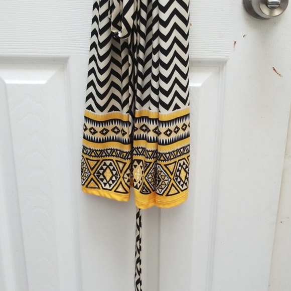 Dress - Picture 4 of 4